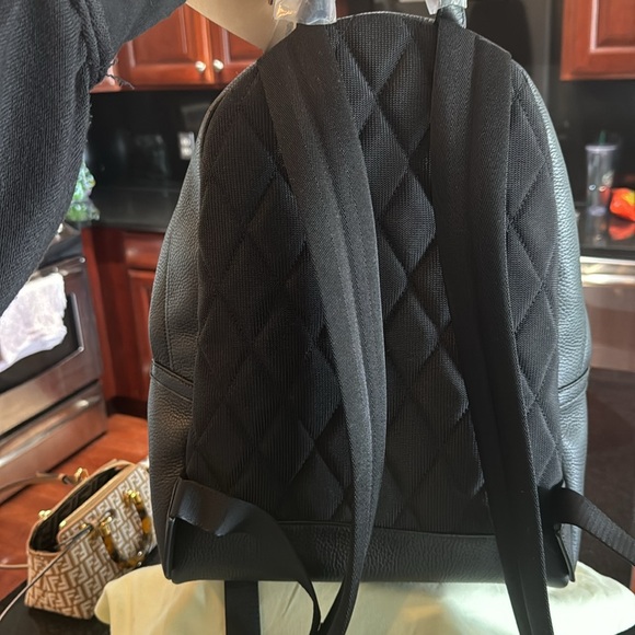 BURBERRY BACKPACK NEVER USED - Picture 3 of 7